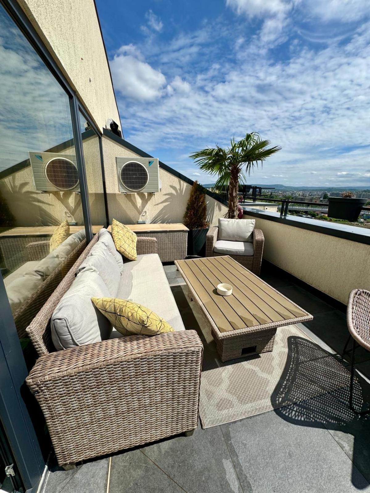 Апартаменти Penthouse Exclusive View , Ясси Екстер'єр фото